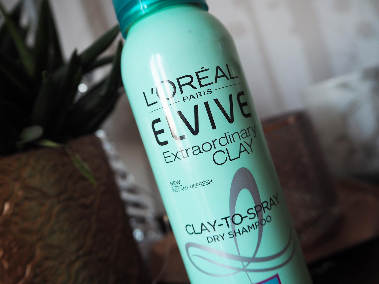extraordinary-clay-elvive-dry-shampoo-review