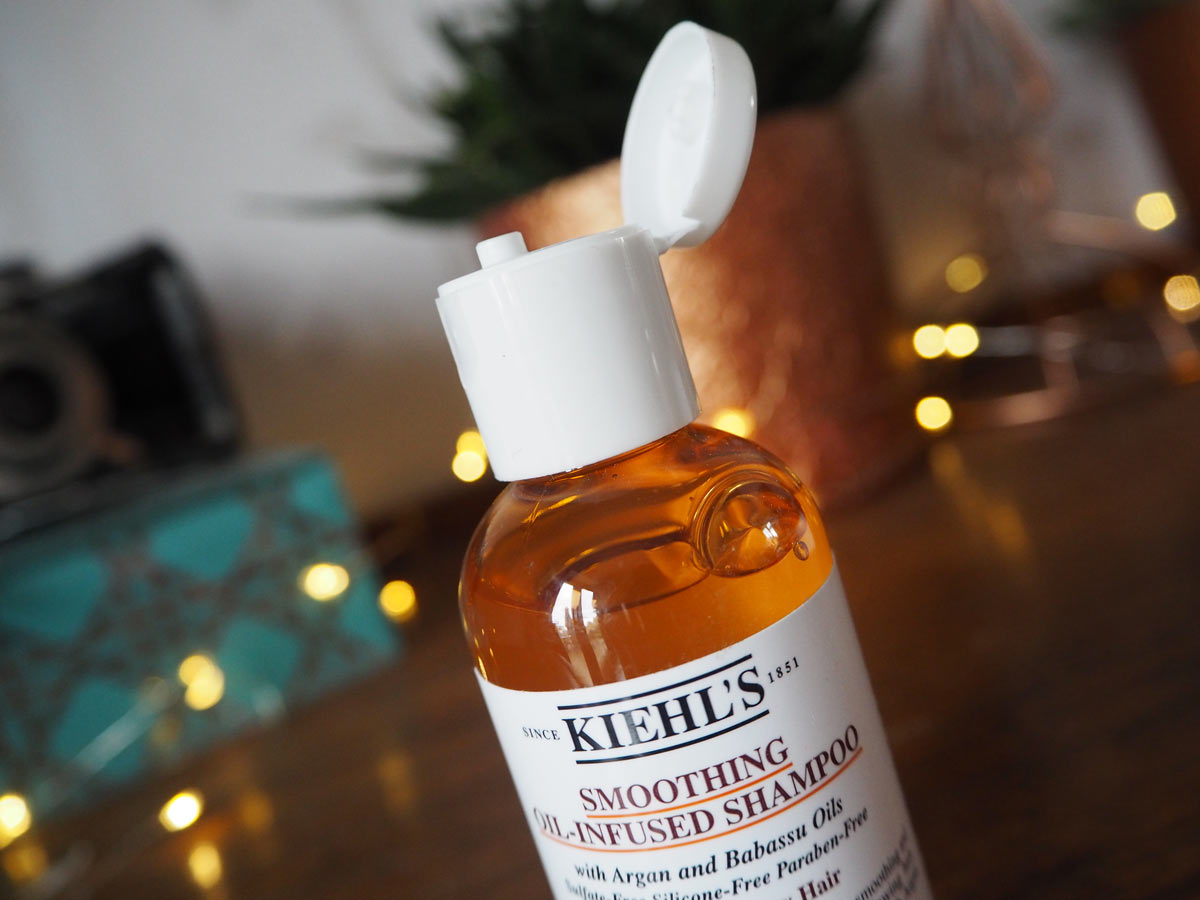 kiehls-smoothing-oil-infused-shampoo-review