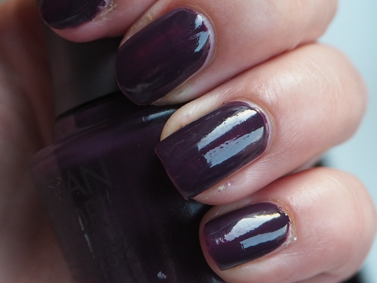 morgan-taylor-royal-treatment-swatch-review-4